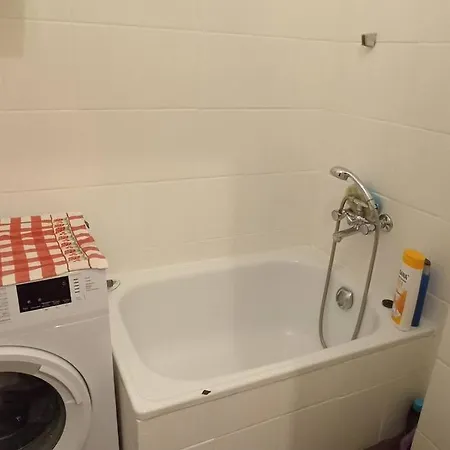 Entire Studio In The City Center *